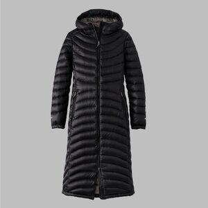 L.L. Bean Midnight Black Hooded Puffer Coat